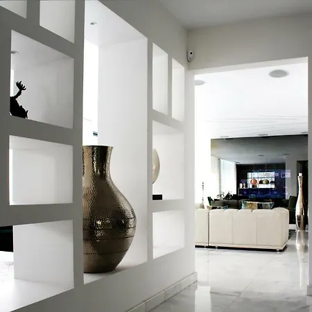 فيلة Maris *